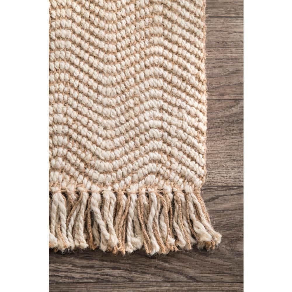 Handwoven Natural Jute 3'x5' Area Rug with Fringe Detail - Brown