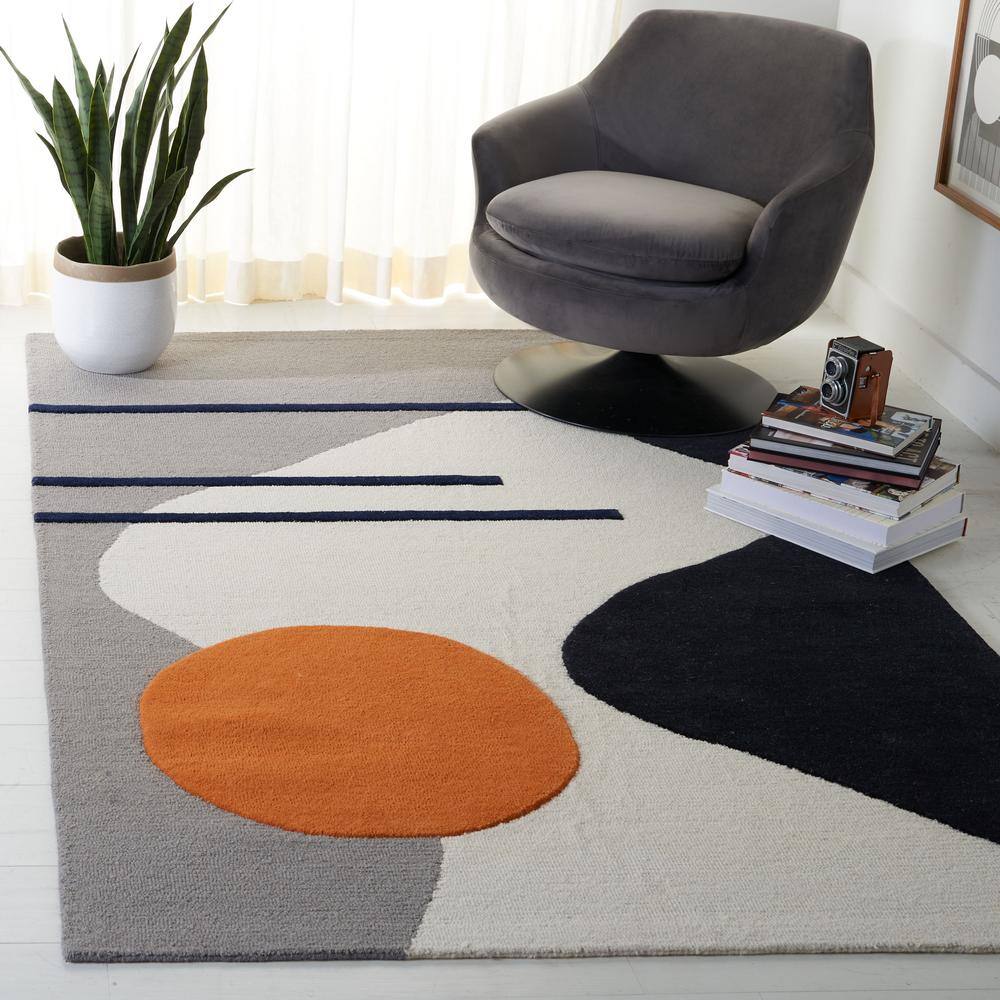 Grey and Black Hand-Tufted Wool Area Rug, 8' x 10'