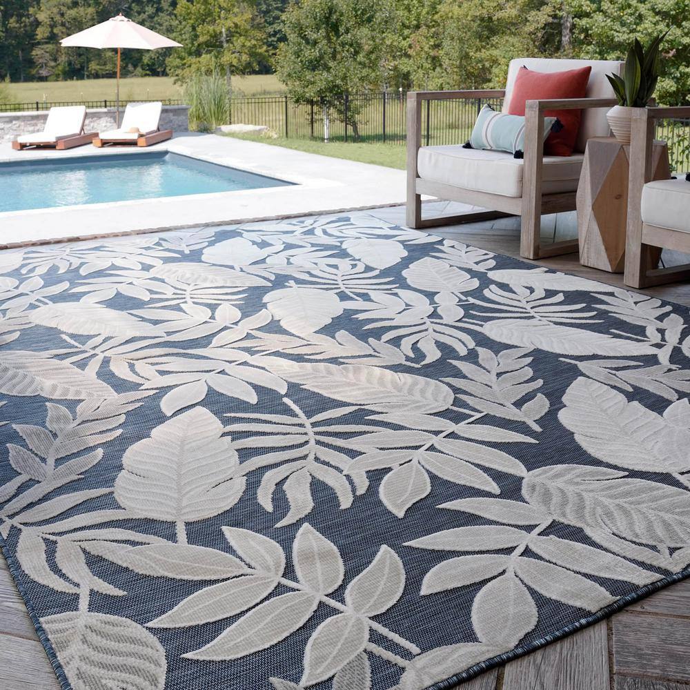 Tropic Reversible Dark Blue Floral 8' x 10' Synthetic Area Rug