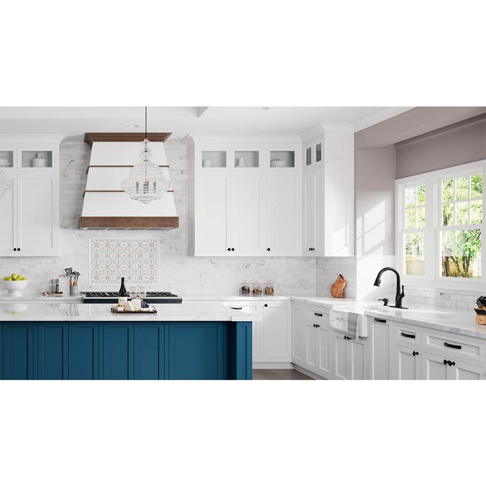Alderwood Matte Black High-Arc Kitchen Faucet with Pull-Out Spray