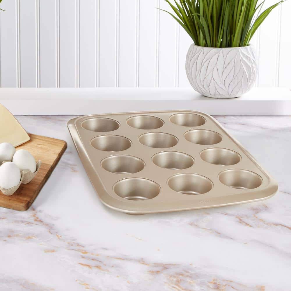 Non-stick Carbon Steel 12-Cup Muffin Pan, 3.25"