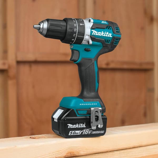 Makita 18V LXT Brushless 2-Piece Combo Kit 5.0 Ah with 18V LXT
