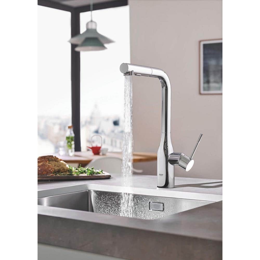 Modern Black Brass Kitchen Faucet with Pull-out Spray