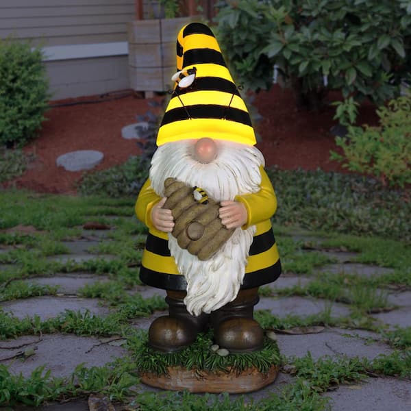 Queen Bee and Bee keeper Gnome from Salty Harbor shops Treasures