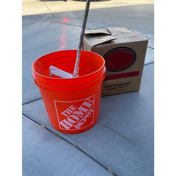 Sold at Auction: 2 Buckets- 1 Orange Home Depot