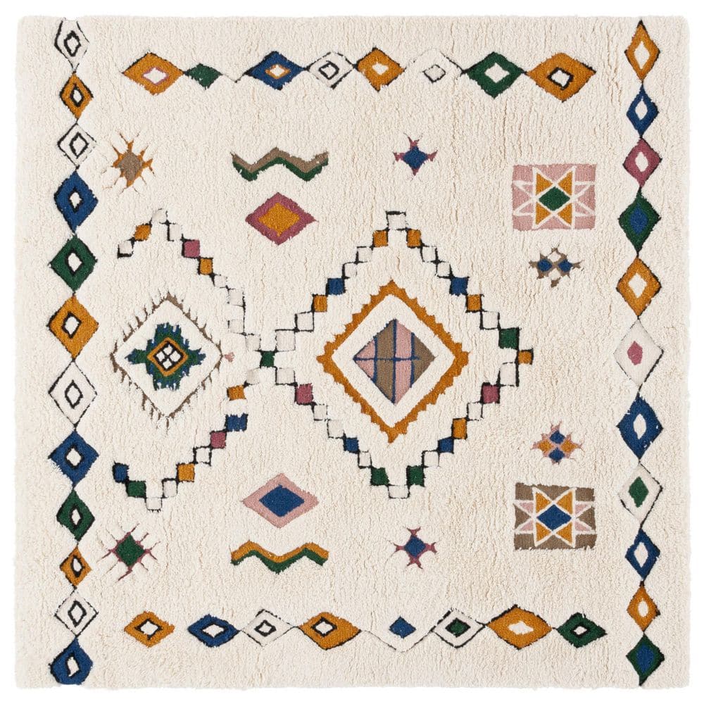 SAFAVIEH Casablanca Ivory/Green 6 ft. x 6 ft. High-Low Aztec Border ...