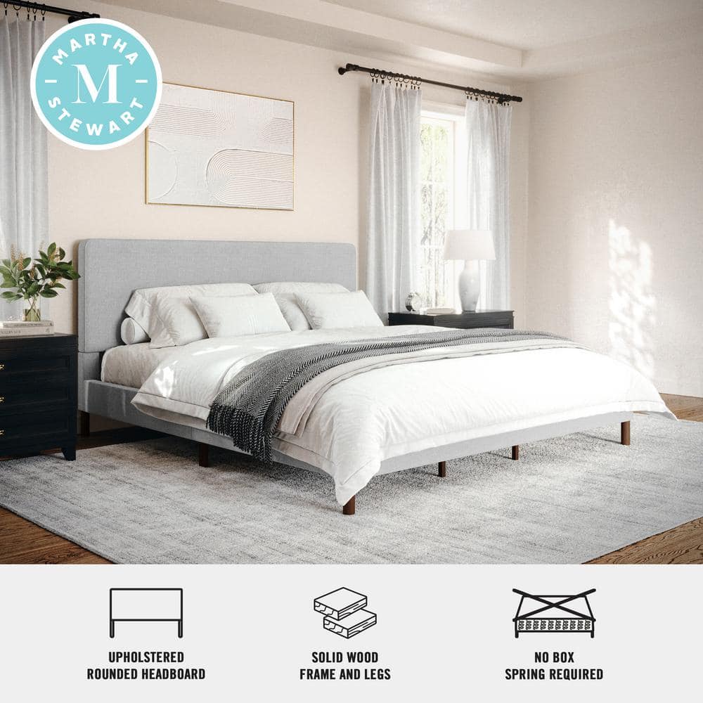 King Gray Linen Upholstered Platform Bed with Wood Frame