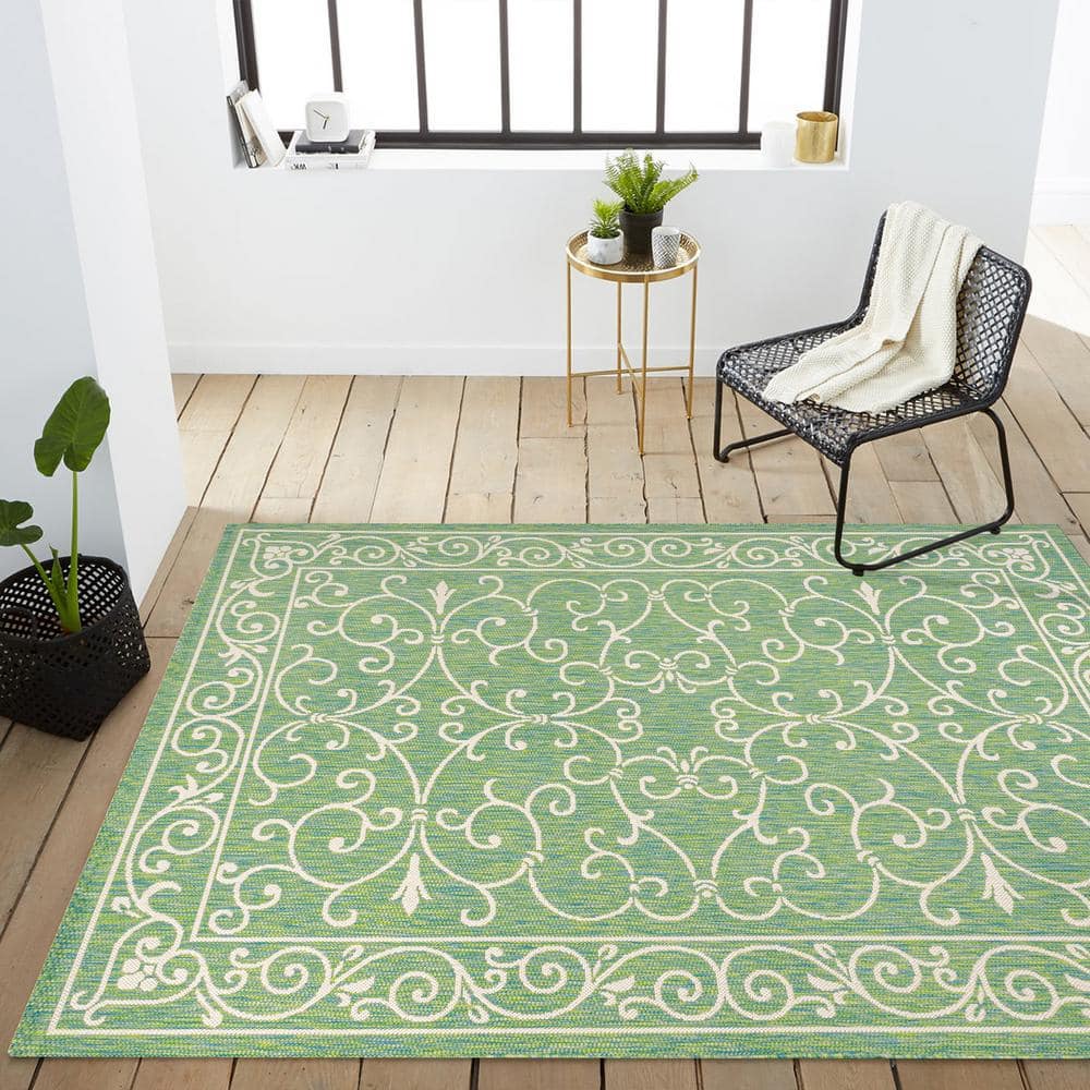 Charleston Green and Ivory Filigree Flat Woven Indoor/Outdoor Rug