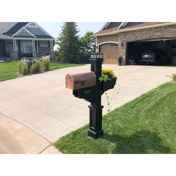 Signature Plus Decorative Polyethylene Mailbox Post, Black