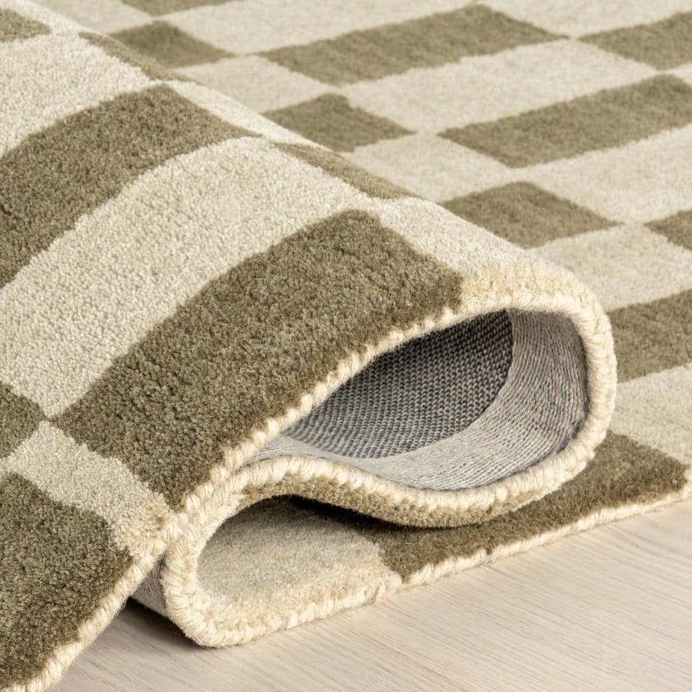 Olive and Beige Hand-Tufted Wool Rectangular Area Rug 4' x 6'