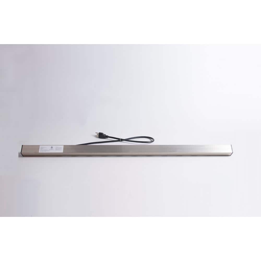 12-Outlet Metal and Plastic Power Strip with Circuit Breaker