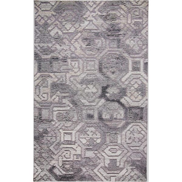 HomeRoots Gray and Ivory Abstract 10 ft. x 14 ft. Area Rug