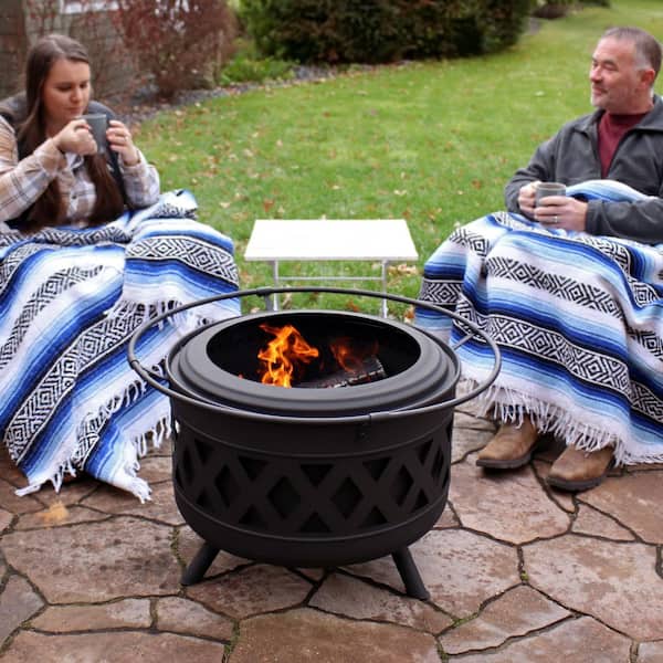 Sunnydaze 24 in. Black Crossweave Smokeless Fire Pit - NB-977