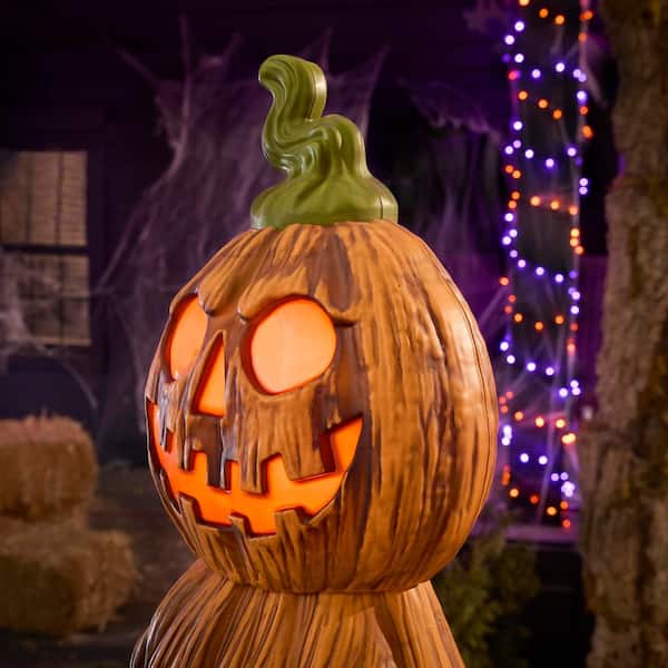Home Accents Holiday 8.5 FT Halloween Classics Giant-Sized LED