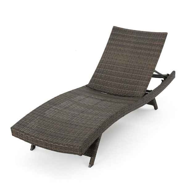 ITOPFOX Classic Style Hand-Crafted Mocha Wicker Outdoor Chaise Lounge Chair, Aluminum Frame, Adjustable Backrest for Outdoor Use