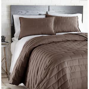 Brickyard Brown Queen Microfiber Quilt and Sham Set