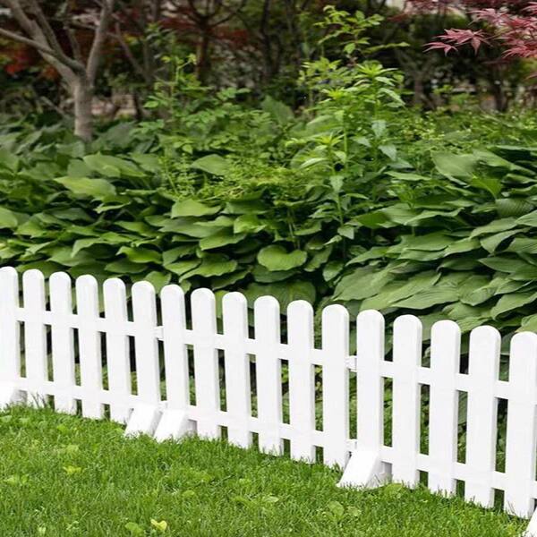 18 in. H 36 in. W White Wood Picket Garden Fence