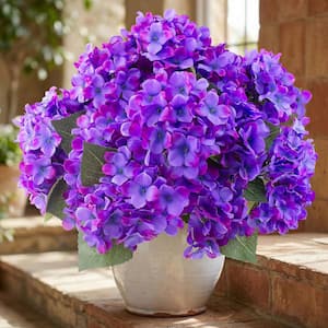 15.7 in. White Indoor/Outdoor Artificial Hydrangea Flower Bundles