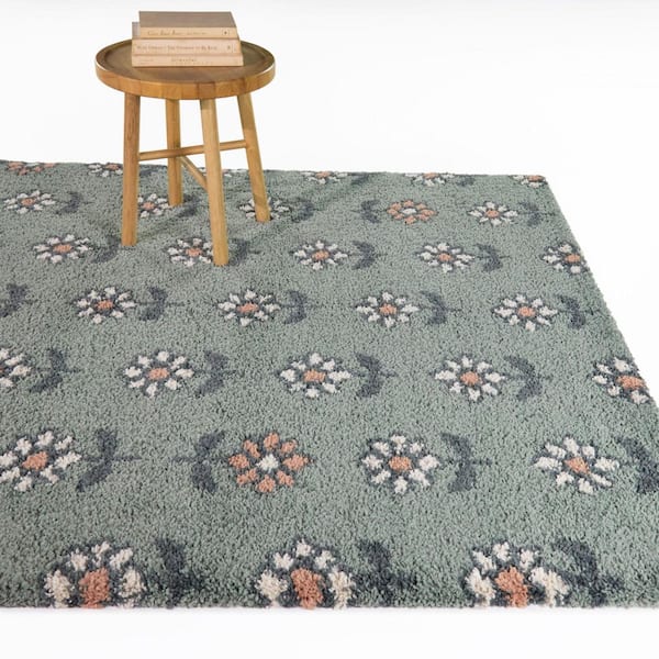 Sorrel Blue 5 ft. 3 in. x 7 ft. Kids Block Floral Area Rug