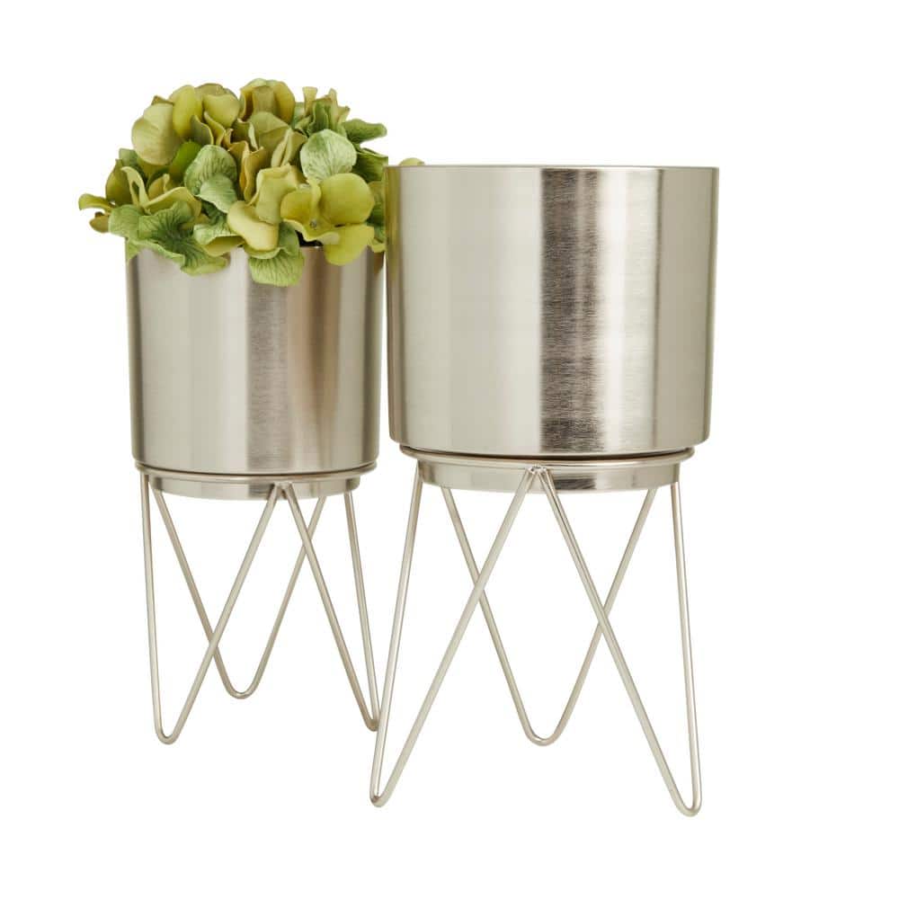 Modern Silver Iron Indoor Planter Set of 2 - Decorative Accent