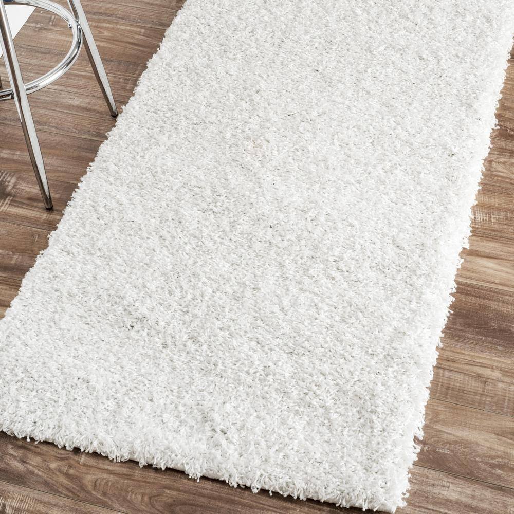 Luxurious White Shag Runner Rug, 2' 6" x 6', Easy Care Synthetic
