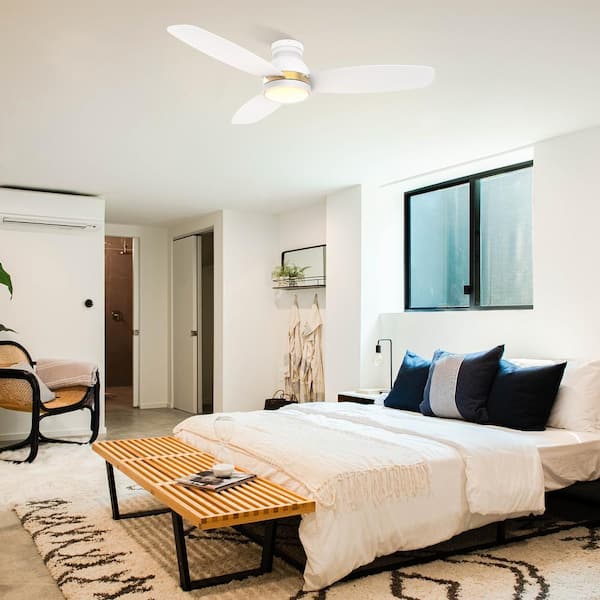 Biscay 52 in. Integrated LED Indoor/Outdoor White Smart Ceiling Fan with Light and Remote, Works with Alexa/Google Home