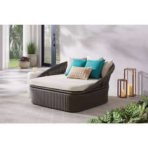 2-Person Gray Wicker Outdoor Patio Daybed with Almond Cushion