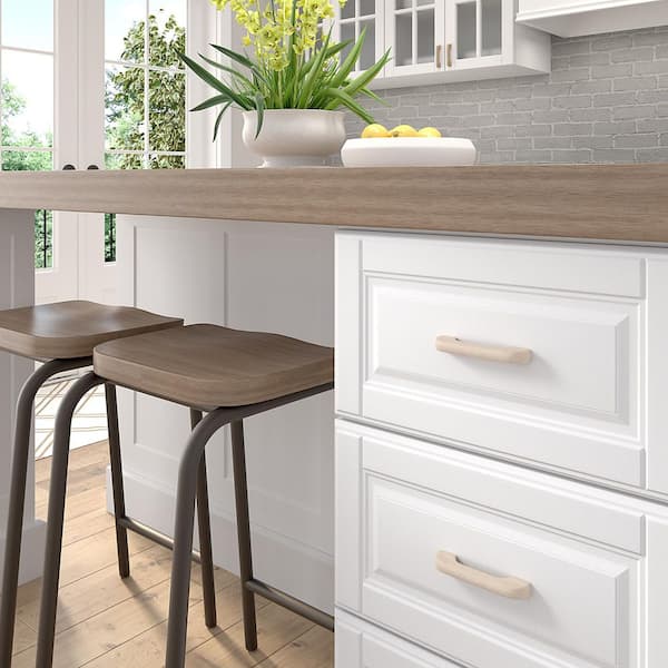 Bourgogne Collection 3-3/4 in. (96 mm) Traditional Unfinished Maple Curved Cabinet Bar Pull