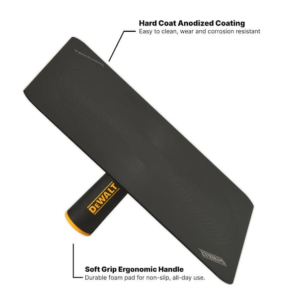 DEWALT 0.7 mm Curved Trowel and Hawk Set