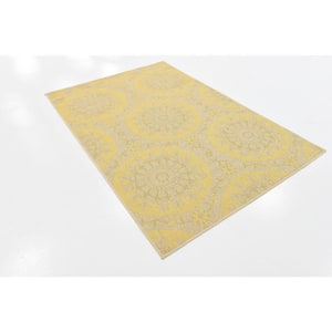 Outdoor Medallion Yellow 4' 0 x 6' 0 Area Rug