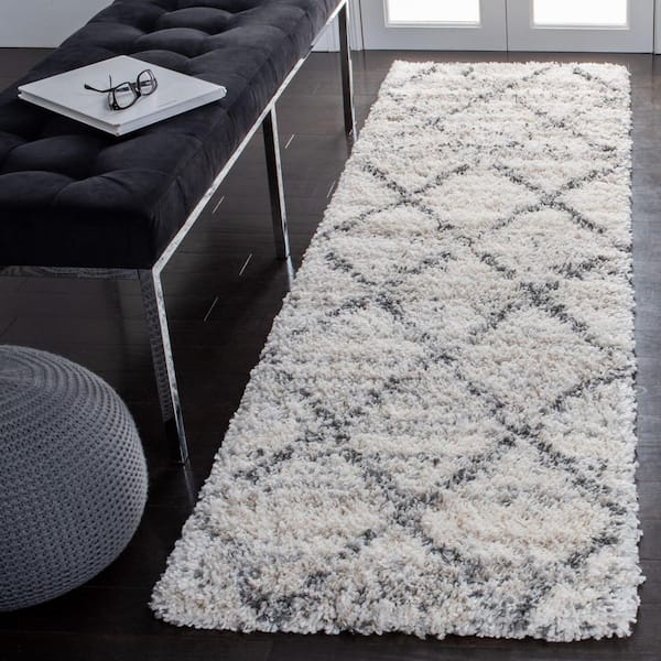 Fontana 2 ft. x 12 ft. Gray/Ivory Geometric Runner Rug