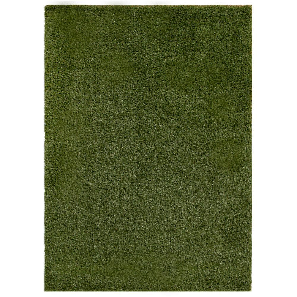 TrafficMaster Pet 7.5 ft. x 13 ft. Green Artificial Grass Rug 566372 - The  Home Depot