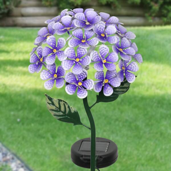 thumbnail image 2 of Roaming Light Solar Hydrangea W/26 LED Lights, Metal Ground Stake, 3 Colors - Pink 2 of 11