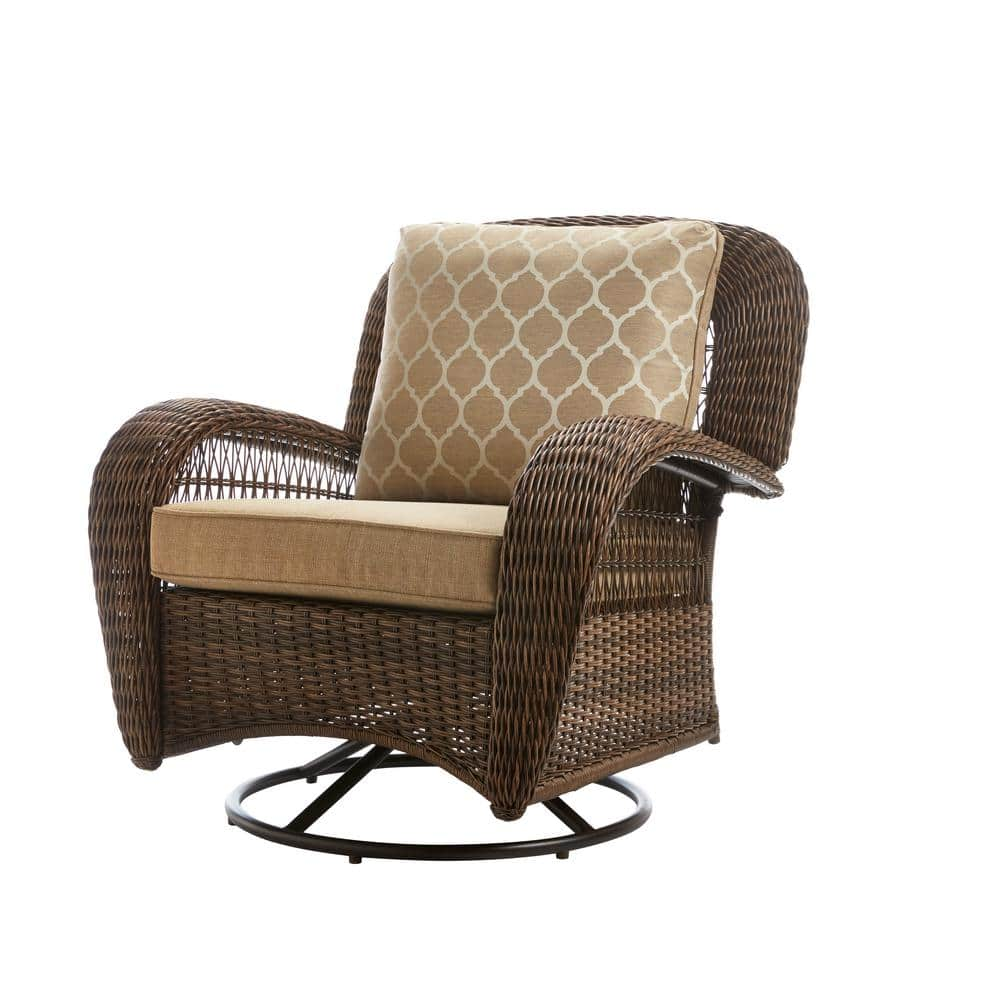 Beacon park wicker outdoor swivel 2025 lounge chair with toffee cushions