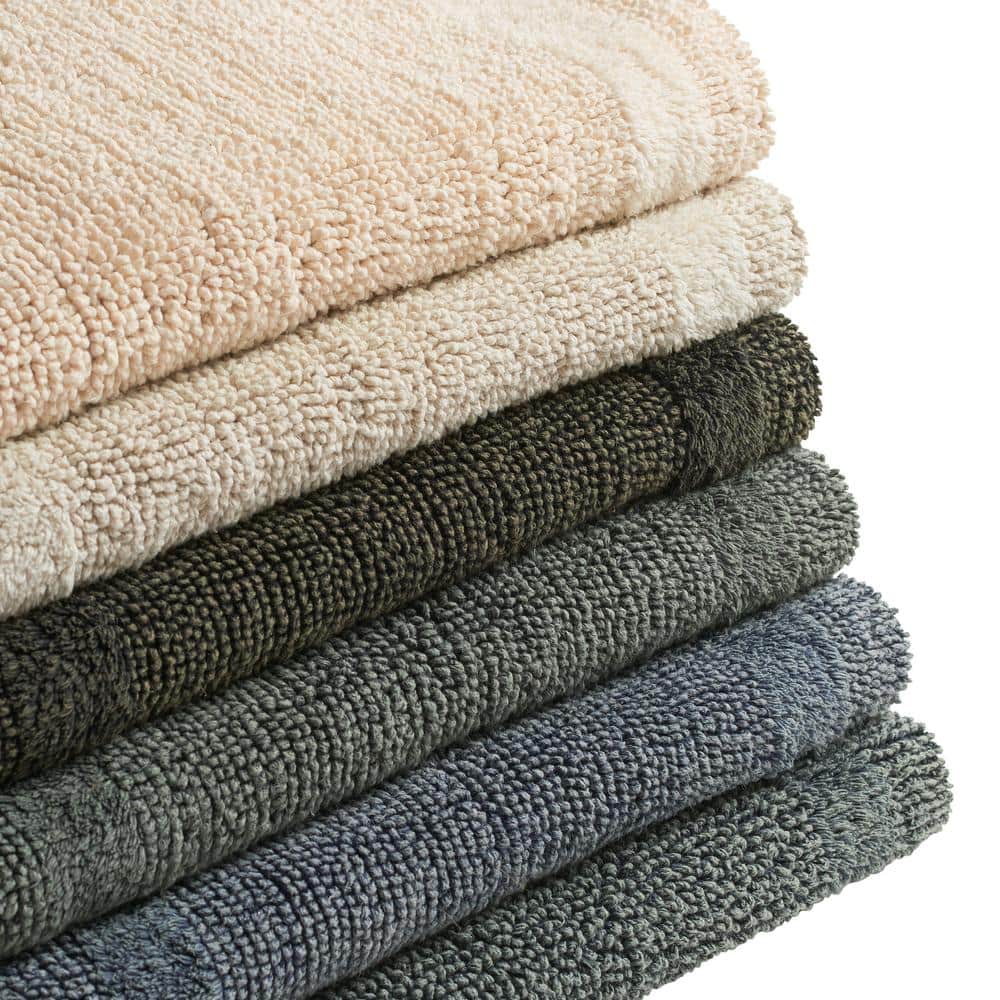 Black Cotton Blend Stonewash Rectangular Bath Rug 20" x 34"