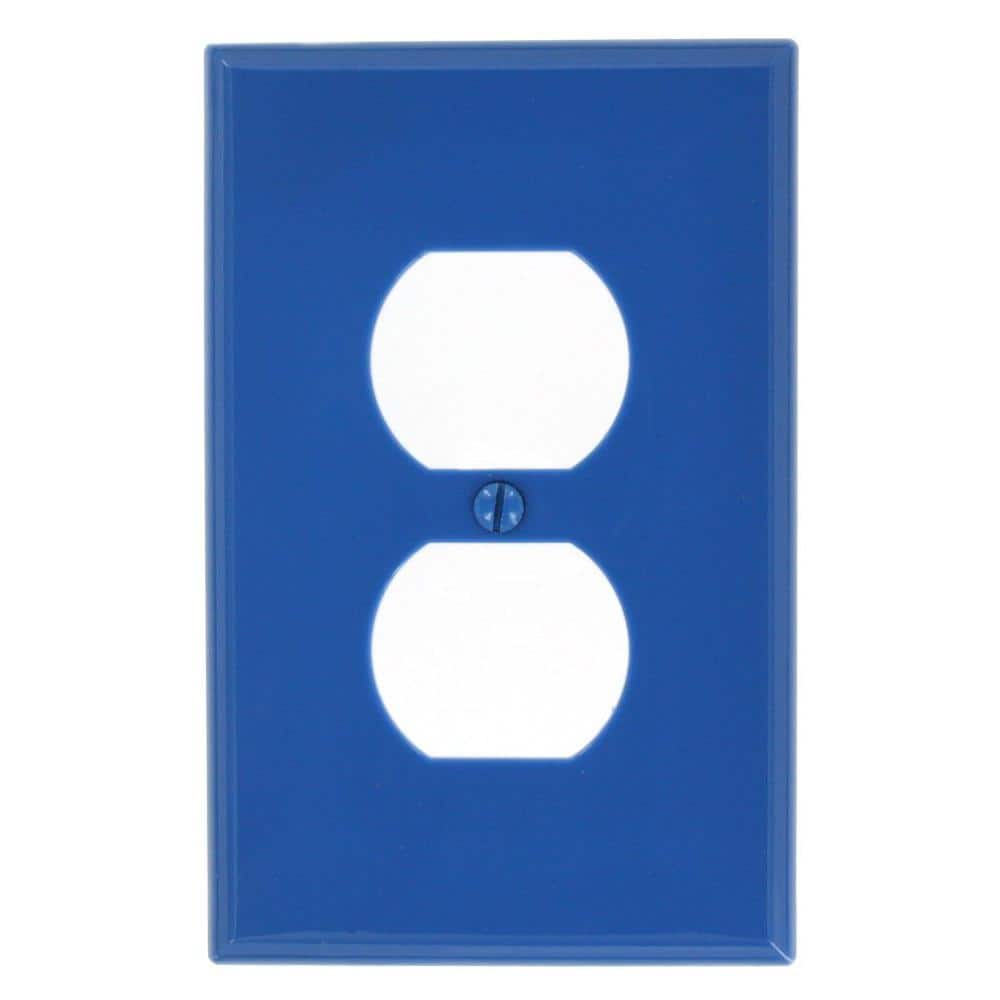 Notesbog sadel lyse Leviton 1-Gang 1 Duplex Receptacle, Midway Size Nylon Wall Plate - Blue-PJ8-BU  - The Home Depot