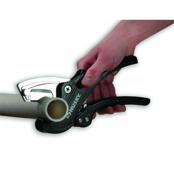 Husky 1-1/4 in. Ratcheting PVC Cutter 16PL0101-1 - The Home Depot