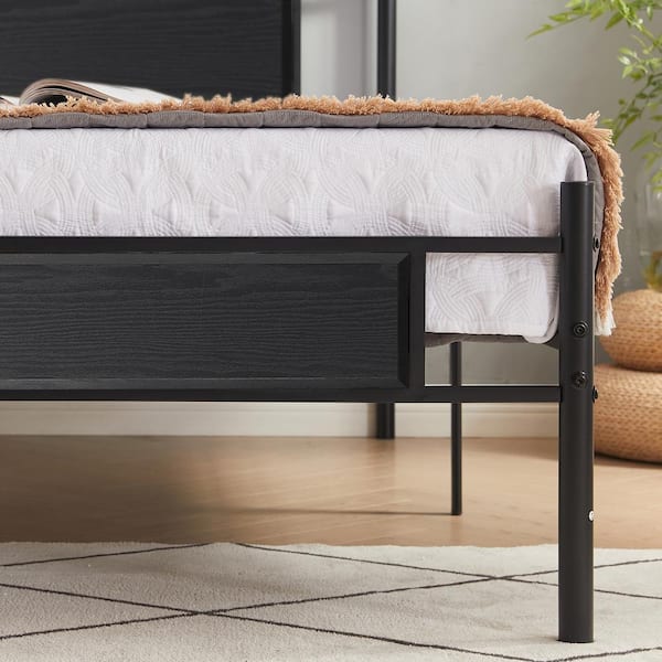 VECELO Black Twin Metal Platform Bed with Wood Headboard and