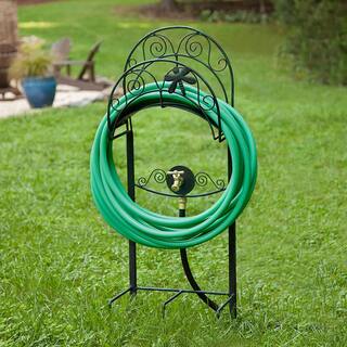 Liberty Garden Products 647 – Supporto Per Tubo Da Giardino In Acciaio Nero – Robusto, Decorativo, Con Ancore Per Prato
