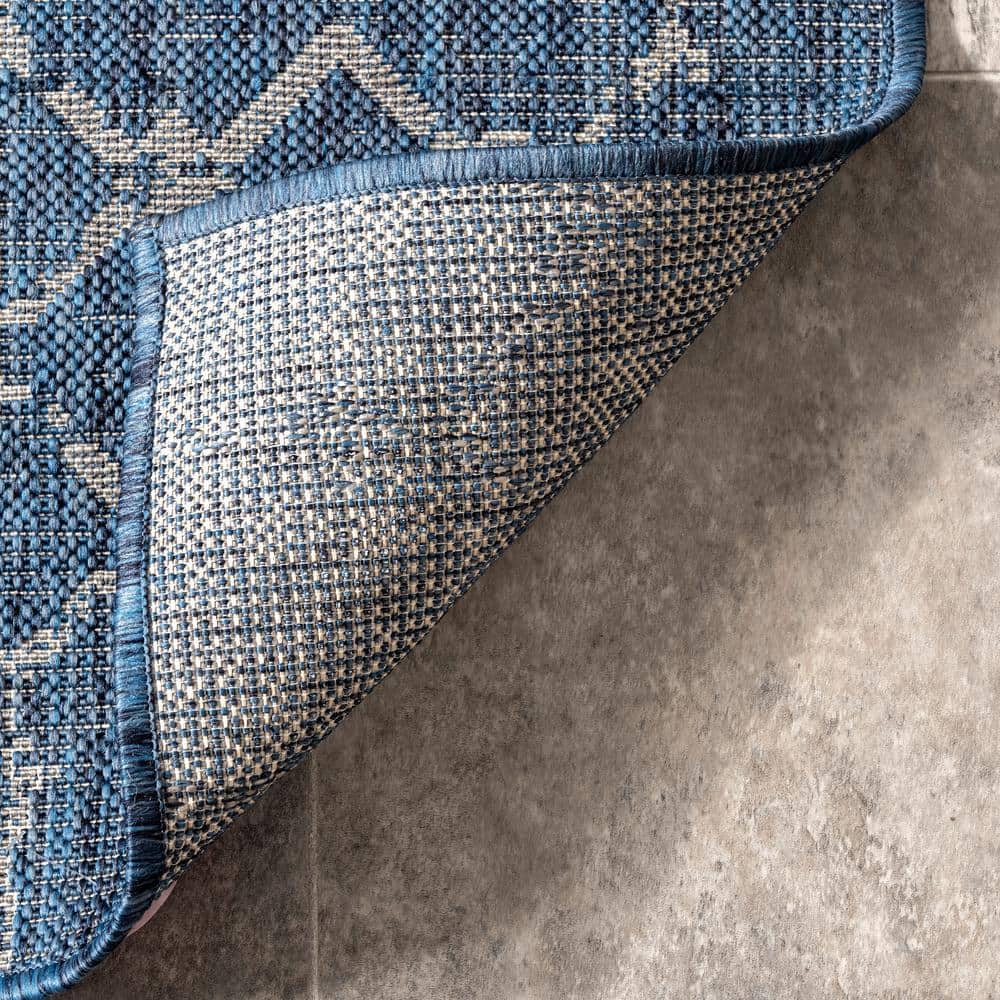 Blue Trellis 5x8 Washable Synthetic Indoor/Outdoor Area Rug