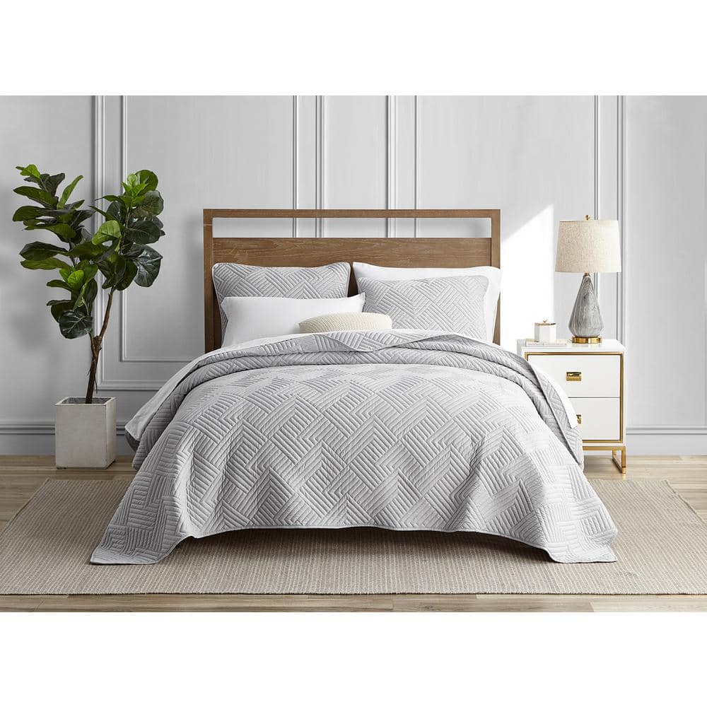 Garment Wash Grid Light Gray 3-Pieces Full/Queen Microfiber Quilt Set