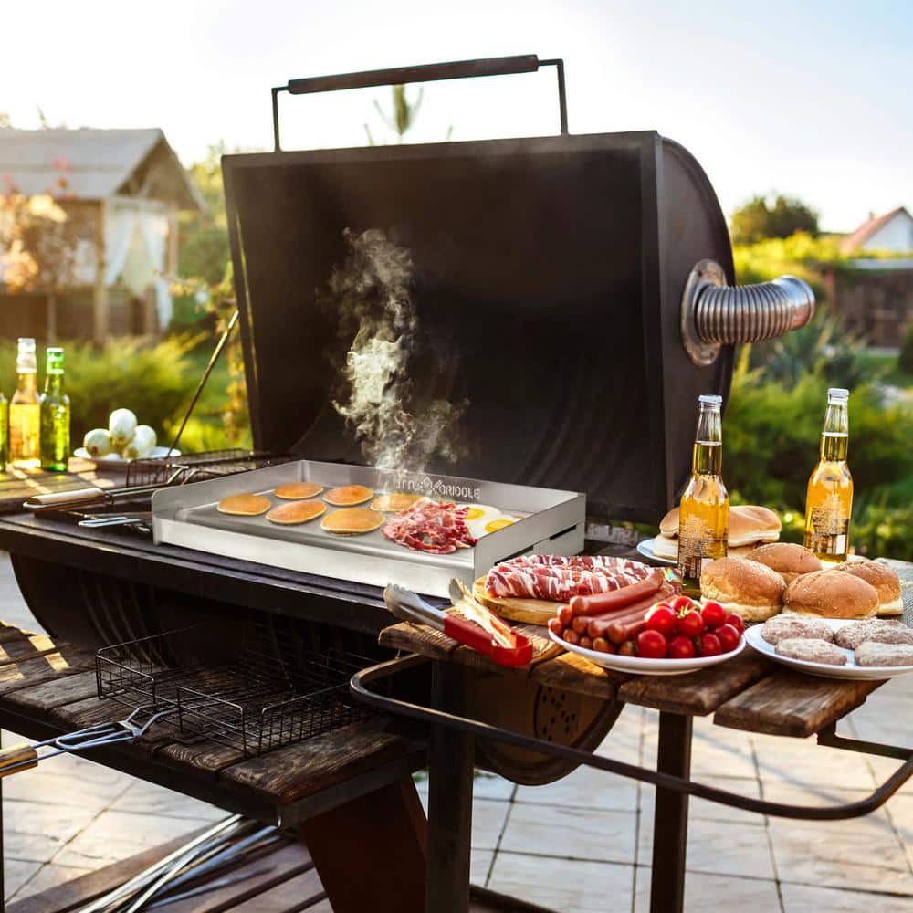 Universal Stainless Steel BBQ Griddle with Ventilated Cross-Bracing