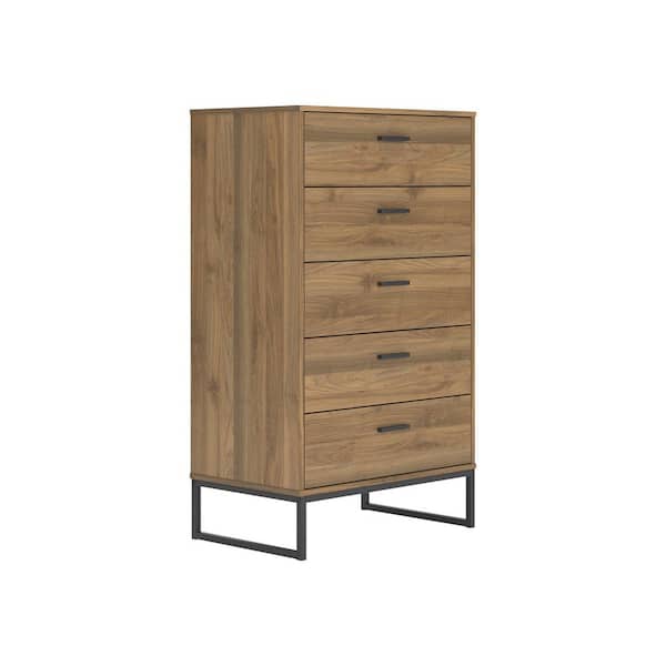 Signature DESIGN BY ASHLEY Deanlow Brown 5-Drawer 29.88 in. Chest of Drawers