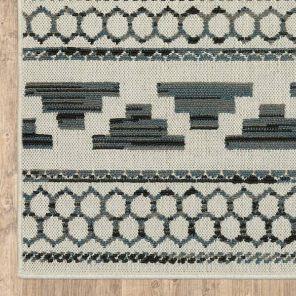 Blue, Beige 5 ft. x 7 ft. Loomed Geometric Polypropylene Rectangle Indoor/Outdoor Area Rug