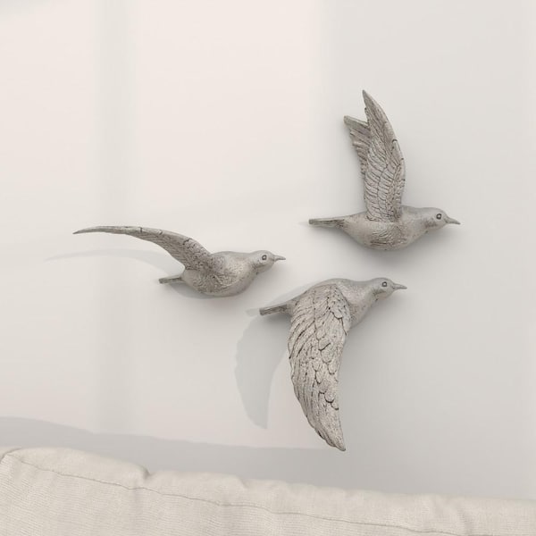 Litton Lane Oriana 3-Pack 10 in. x 10 in. Silver Resin Metallic 3D