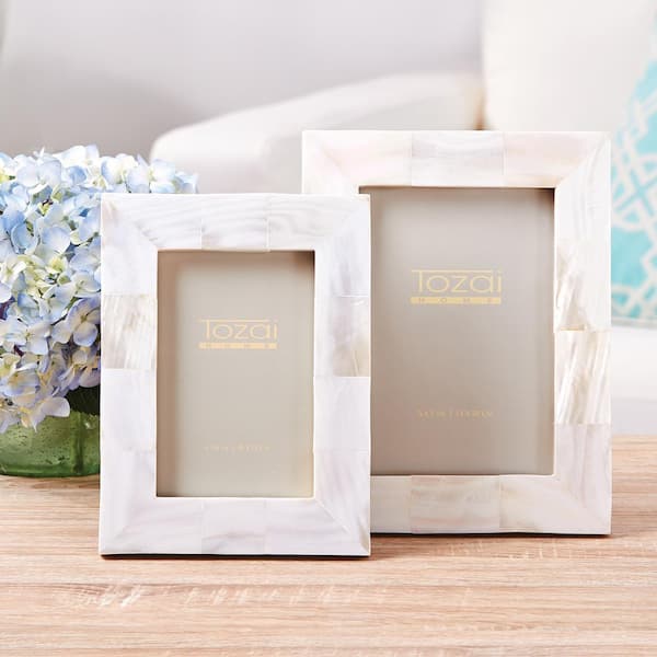 Two's Company Bee-utiful Set of 2 Photo Frames, Gold