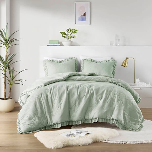Phoebe 2-Piece Sage Microfiber Twin/Twin XL Diamond Quilted Ruffle Edge Comforter Set
