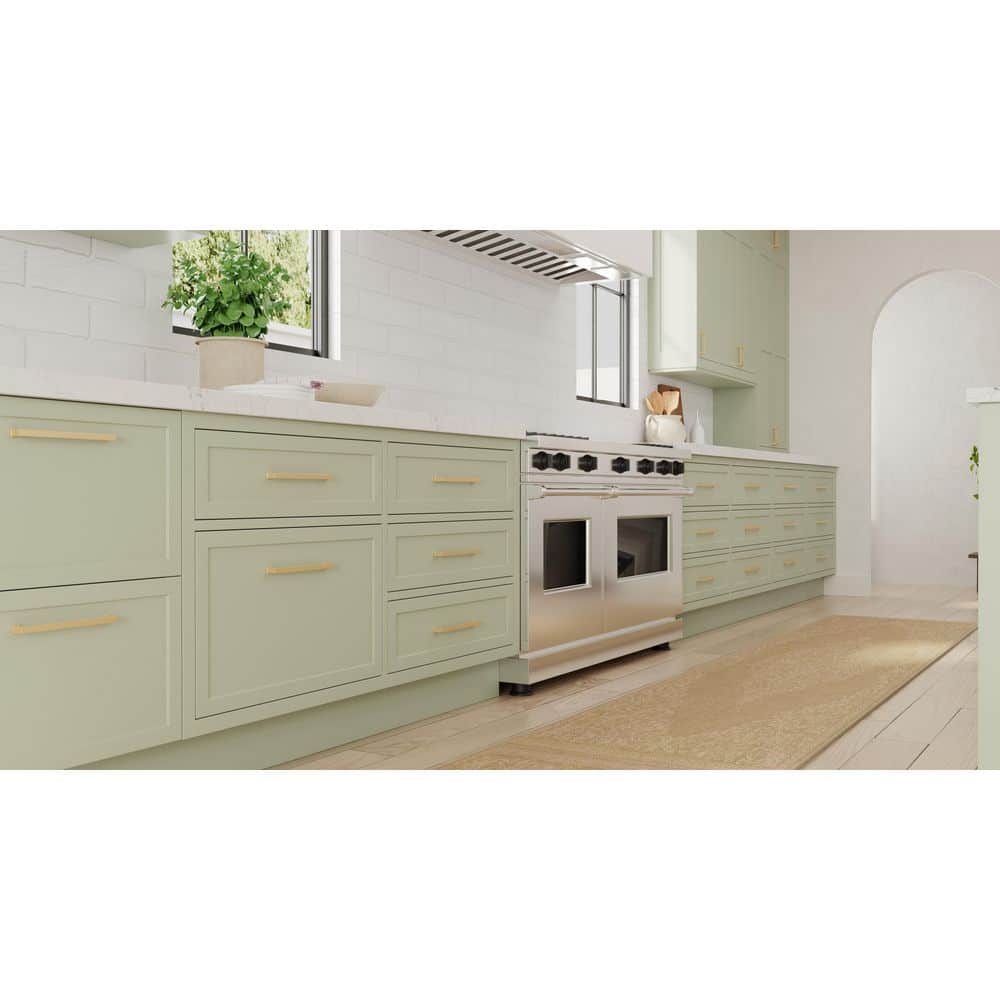 Chelsey 8-inch Satin Brass Bar Pull with Mounting Hardware