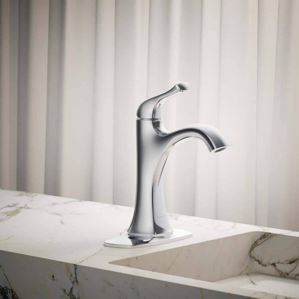 Polished Chrome Single Handle Mid Arc Bathroom Faucet