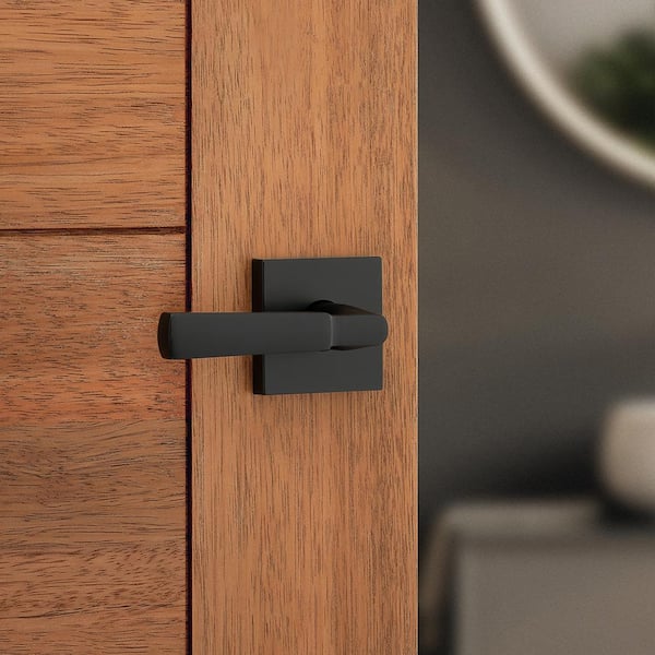 Perth Matte Black Reversible Square Straight Bed/Bath Door Handle